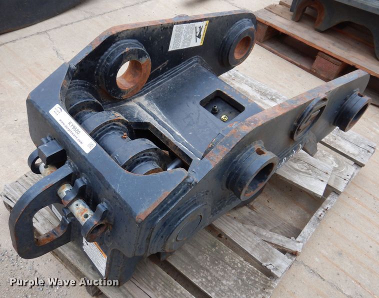 image for item KY9680 Central Fabricators TXC-255  excavator quick coupler
