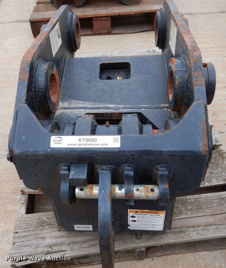 image for item KY9680 Central Fabricators TXC-255  excavator quick coupler