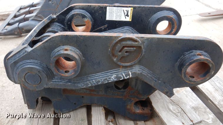 image for item KY9680 Central Fabricators TXC-255  excavator quick coupler