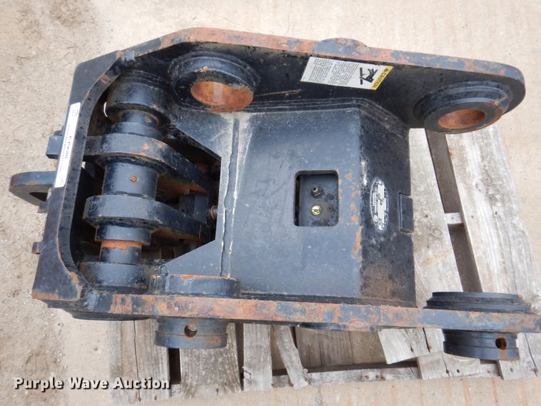 image for item KY9680 Central Fabricators TXC-255  excavator quick coupler