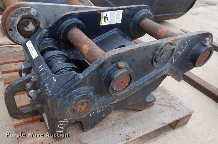 image for item KY9682 Central Fabricators TXC-255  excavator quick coupler