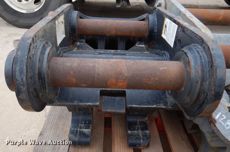 image for item KY9682 Central Fabricators TXC-255  excavator quick coupler