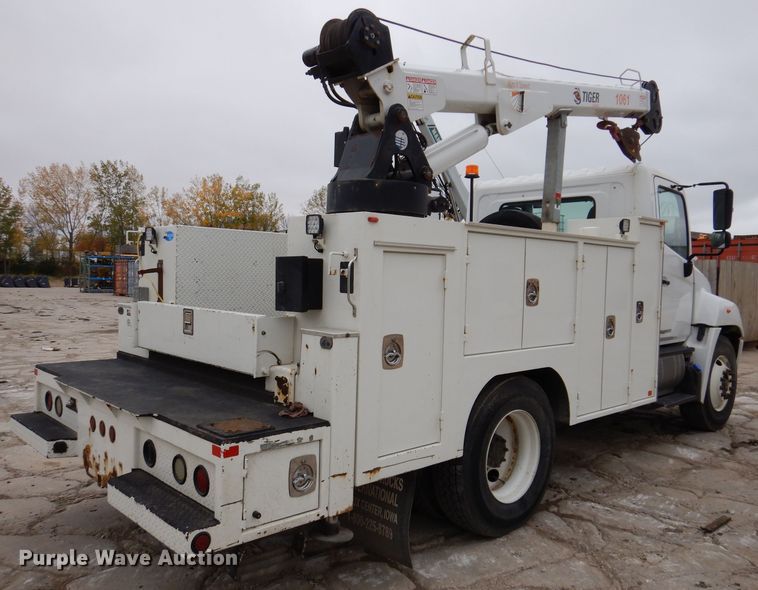 image for item KY9683 2016 Hino 268  utility / service truck