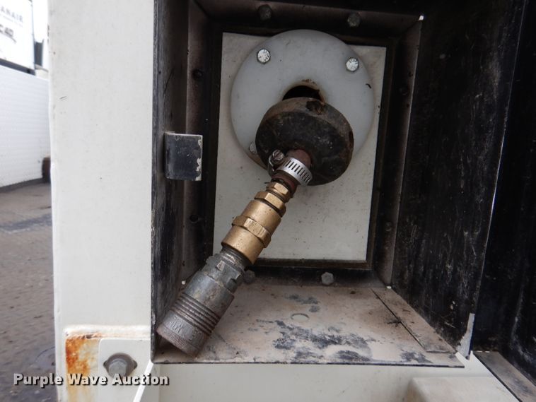 image for item KY9683 2016 Hino 268  utility / service truck