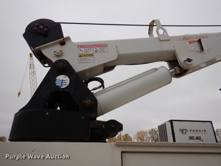 image for item KY9683 2016 Hino 268  utility / service truck