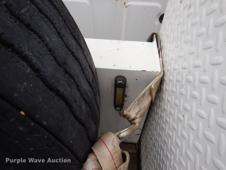 image for item KY9683 2016 Hino 268  utility / service truck