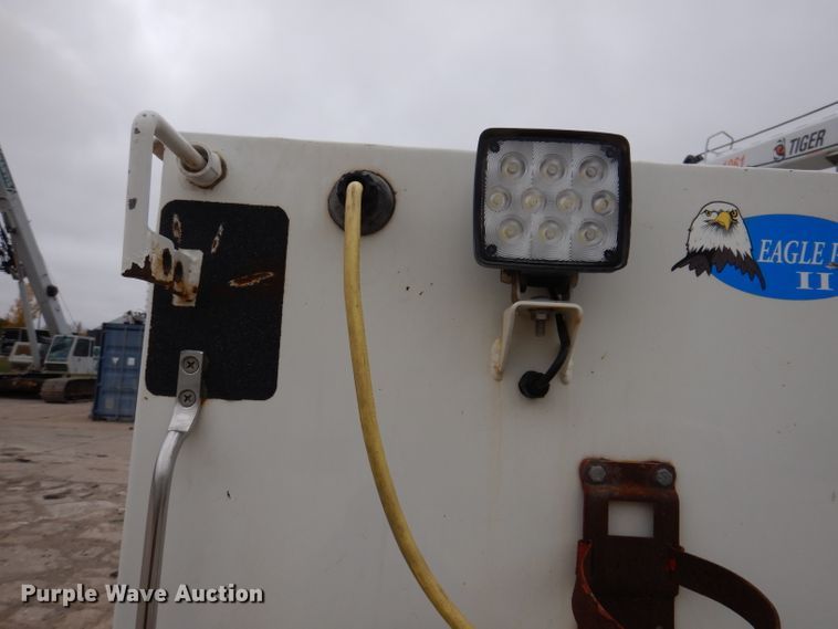 image for item KY9683 2016 Hino 268  utility / service truck