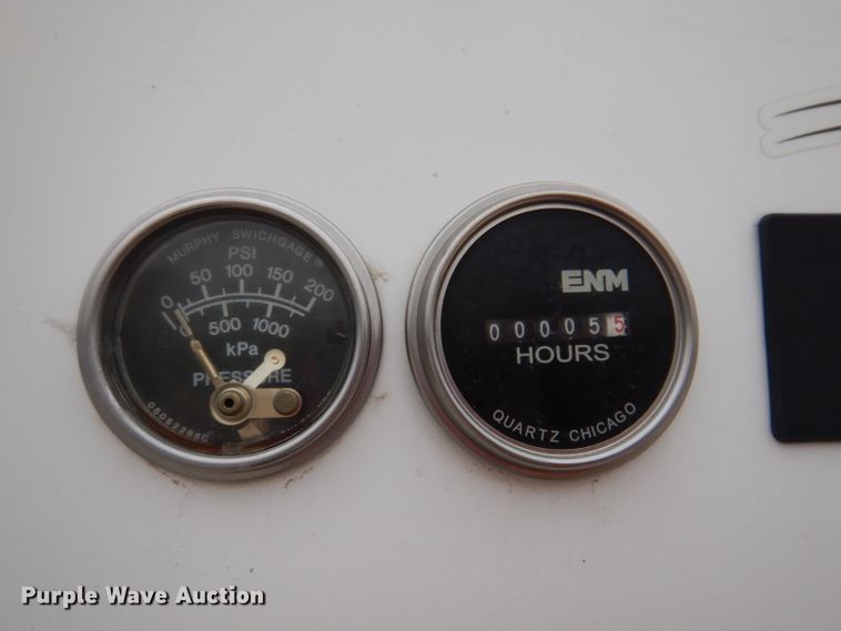 image for item KY9683 2016 Hino 268  utility / service truck