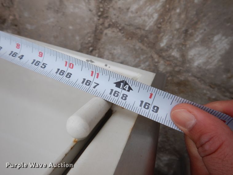 image for item KY9683 2016 Hino 268  utility / service truck