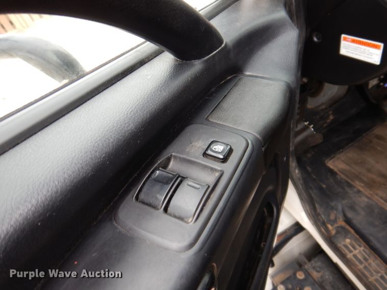 image for item KY9683 2016 Hino 268  utility / service truck