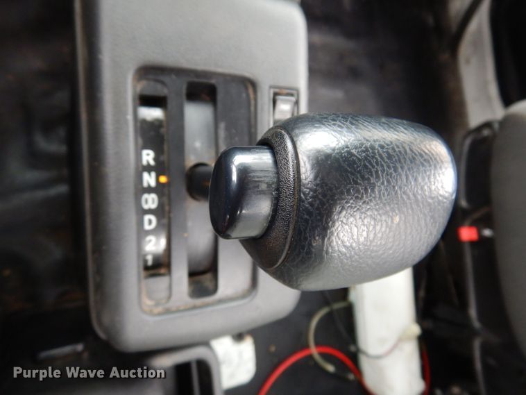 image for item KY9683 2016 Hino 268  utility / service truck