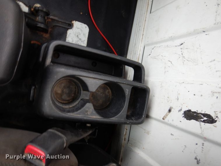 image for item KY9683 2016 Hino 268  utility / service truck