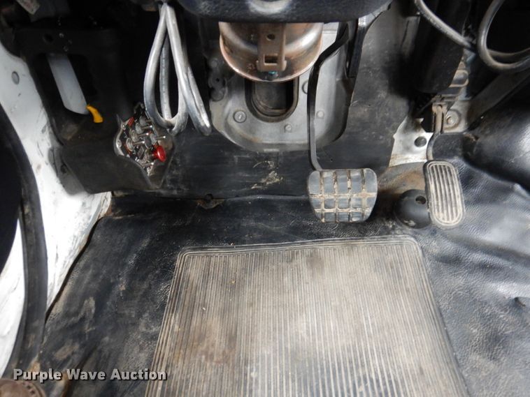 image for item KY9683 2016 Hino 268  utility / service truck