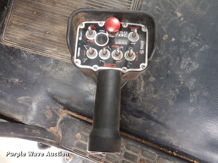 image for item KY9683 2016 Hino 268  utility / service truck