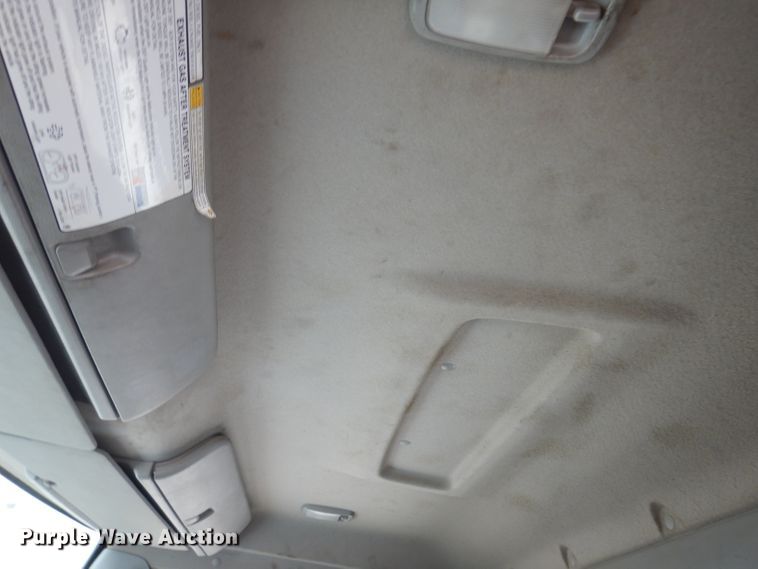 image for item KY9683 2016 Hino 268  utility / service truck