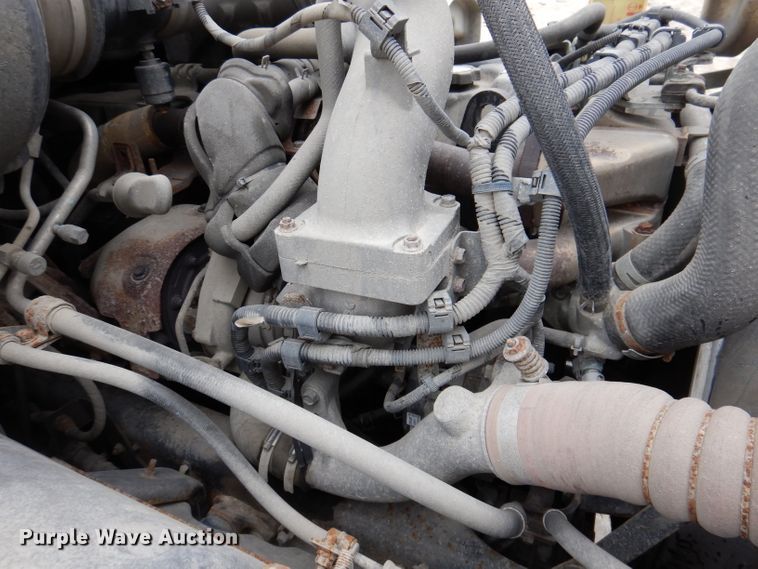 image for item KY9683 2016 Hino 268  utility / service truck