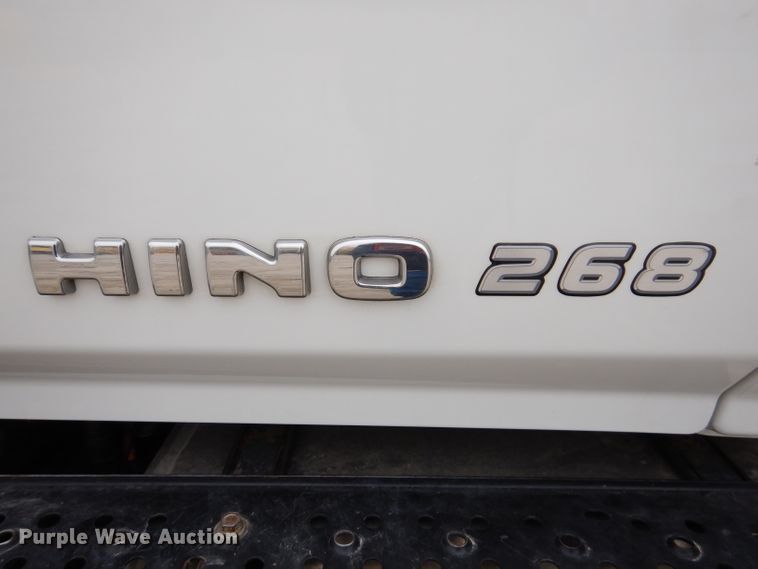 image for item KY9683 2016 Hino 268  utility / service truck