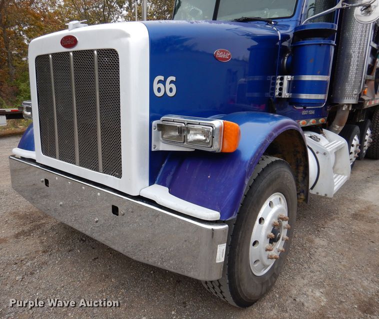 image for item KY9690 2009 Peterbilt 367  dump truck