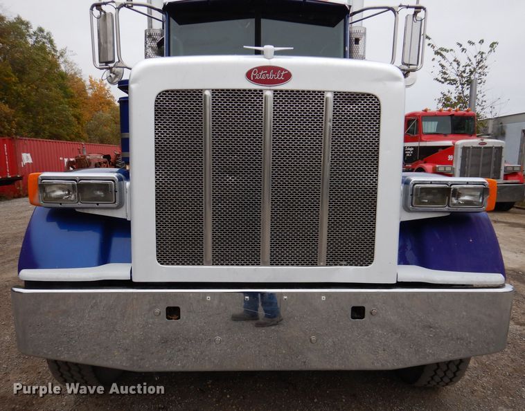 image for item KY9690 2009 Peterbilt 367  dump truck