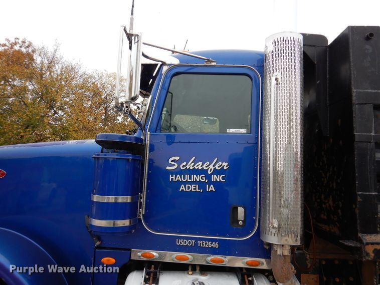 image for item KY9690 2009 Peterbilt 367  dump truck