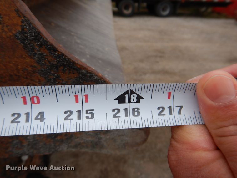 image for item KY9690 2009 Peterbilt 367  dump truck