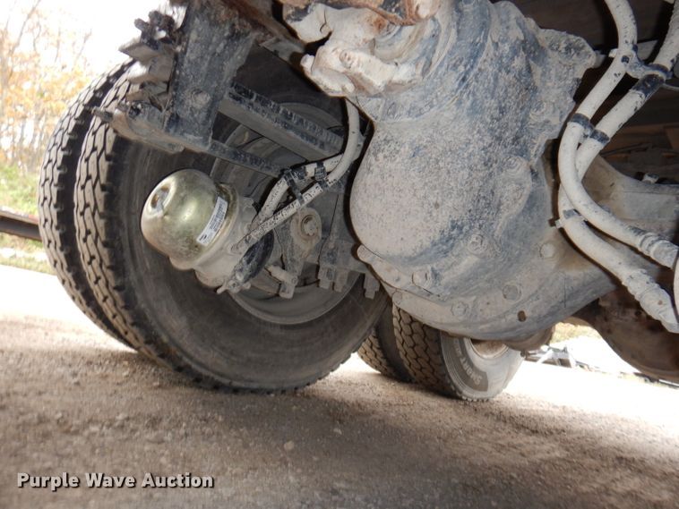 image for item KY9690 2009 Peterbilt 367  dump truck