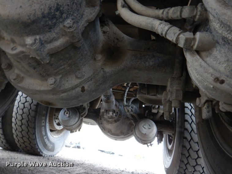 image for item KY9690 2009 Peterbilt 367  dump truck