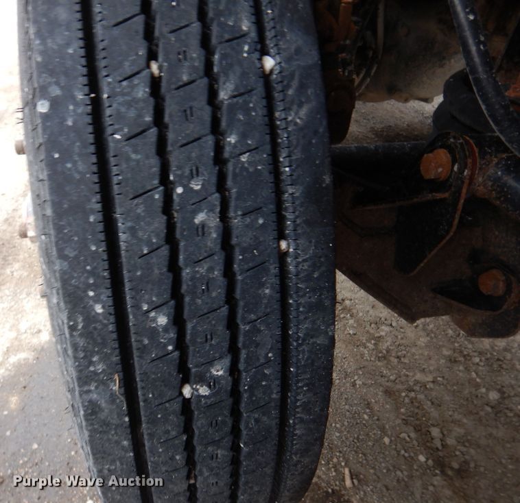 image for item KY9690 2009 Peterbilt 367  dump truck