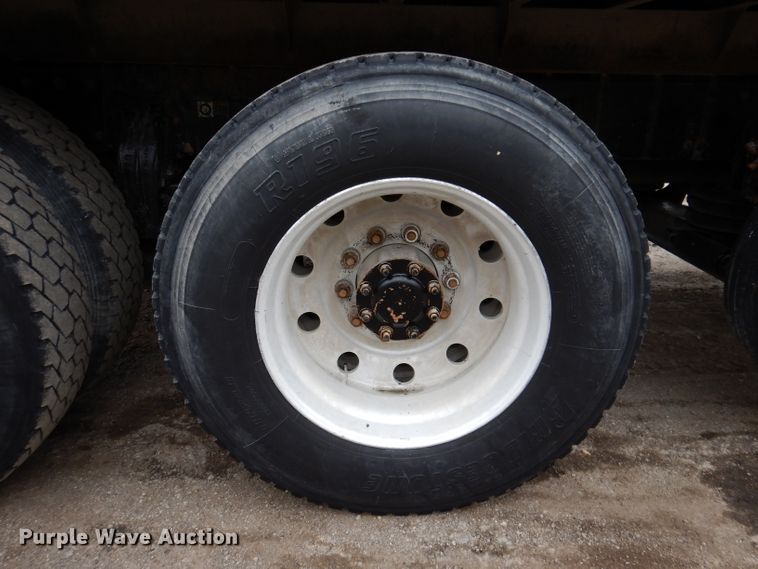 image for item KY9690 2009 Peterbilt 367  dump truck