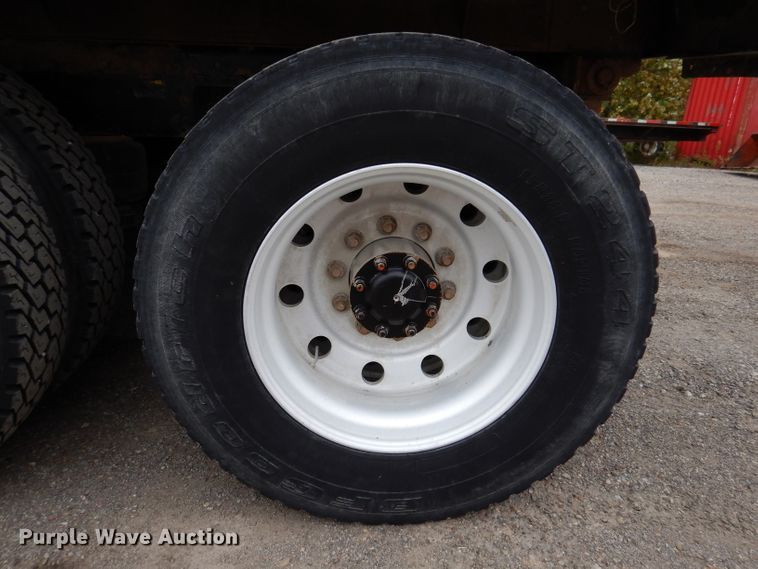 image for item KY9690 2009 Peterbilt 367  dump truck