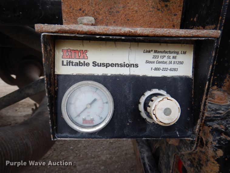 image for item KY9690 2009 Peterbilt 367  dump truck