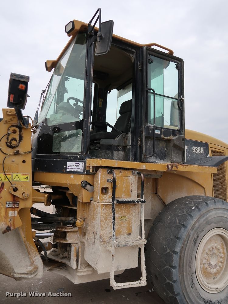 image for item DJ2390 2008 Caterpillar 938H  wheel loader