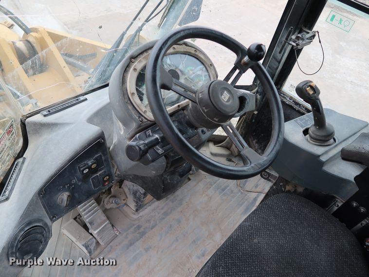 image for item DJ2390 2008 Caterpillar 938H  wheel loader