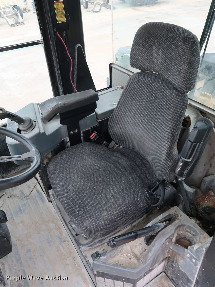 image for item DJ2390 2008 Caterpillar 938H  wheel loader