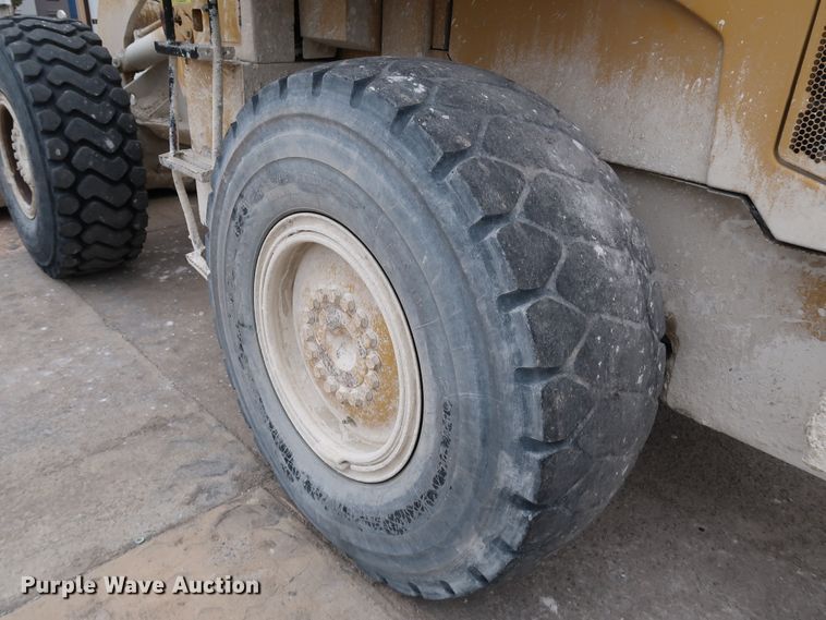 image for item DJ2390 2008 Caterpillar 938H  wheel loader