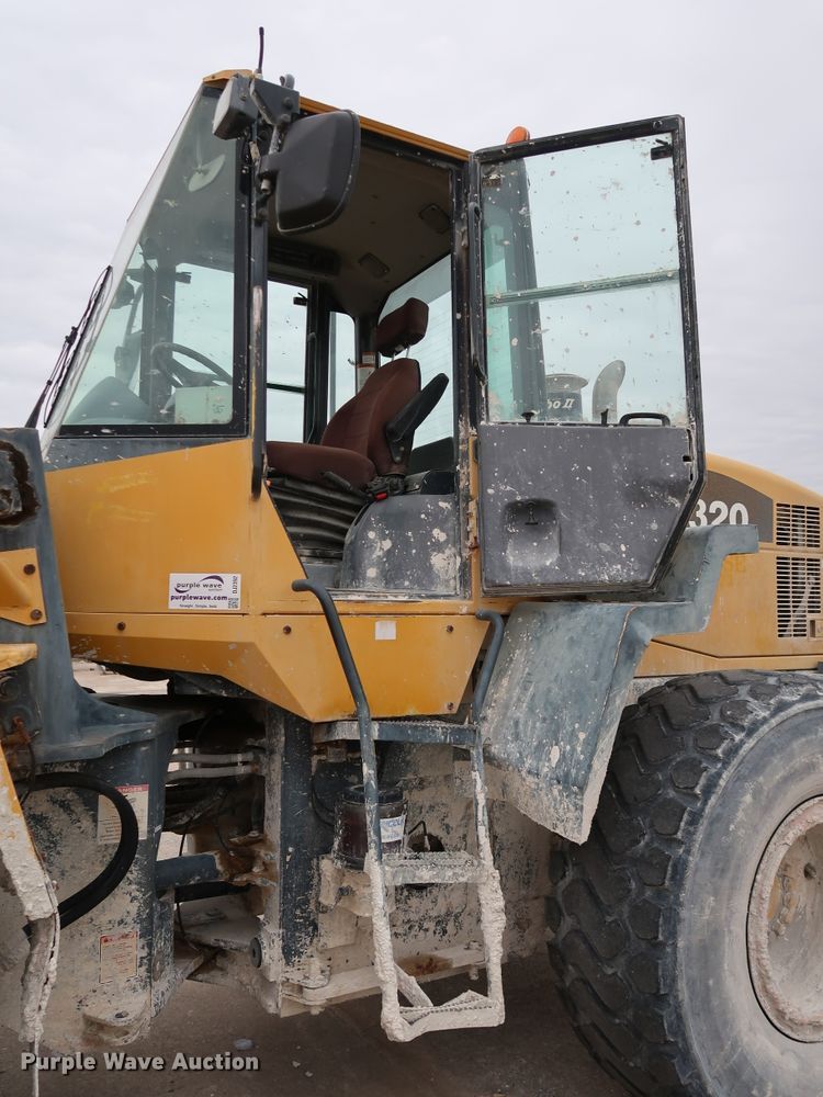 image for item DJ2392 2007 Komatsu WA320-5L  wheel loader
