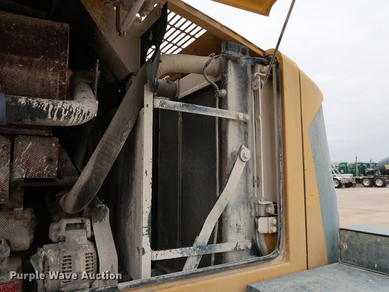 image for item DJ2392 2007 Komatsu WA320-5L  wheel loader