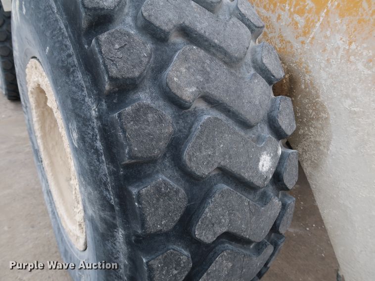 image for item DJ2392 2007 Komatsu WA320-5L  wheel loader