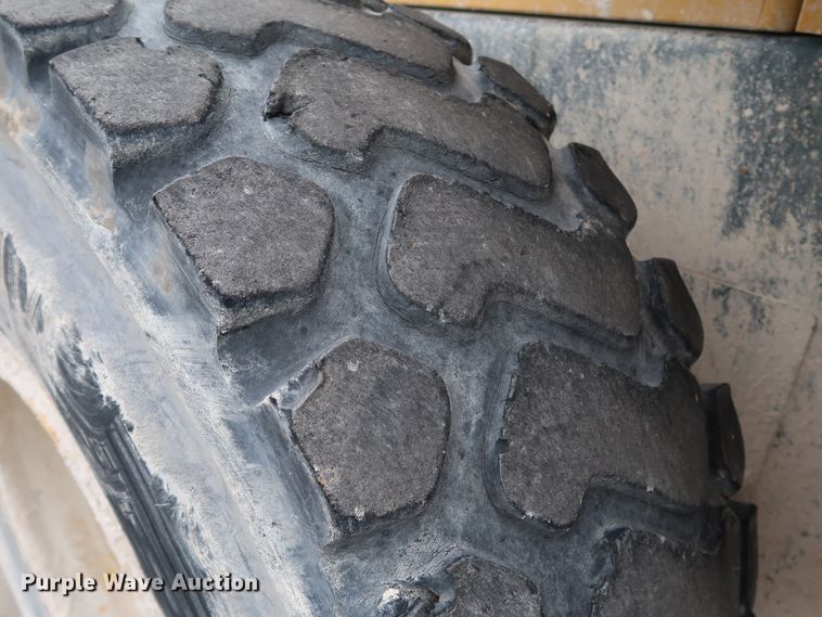 image for item DJ2392 2007 Komatsu WA320-5L  wheel loader