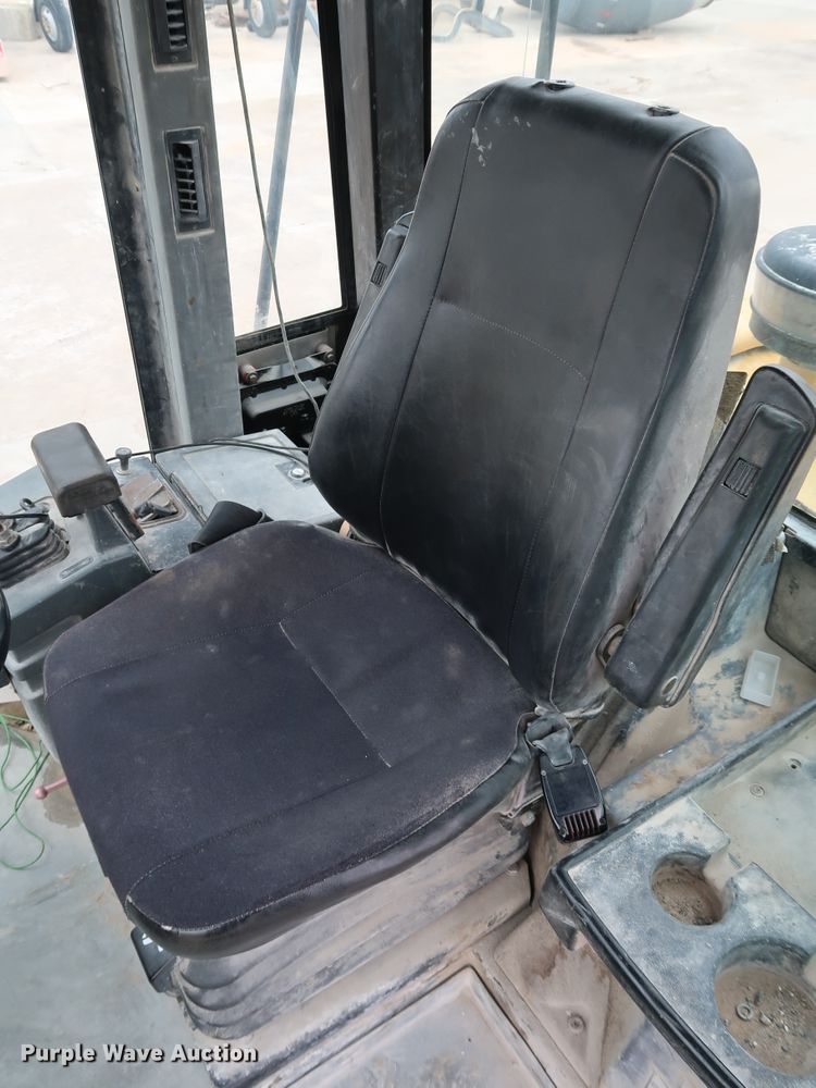 image for item DJ2393 1998 Caterpillar 950G  wheel loader