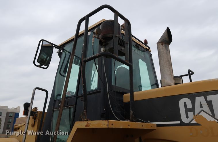 image for item DJ2393 1998 Caterpillar 950G  wheel loader