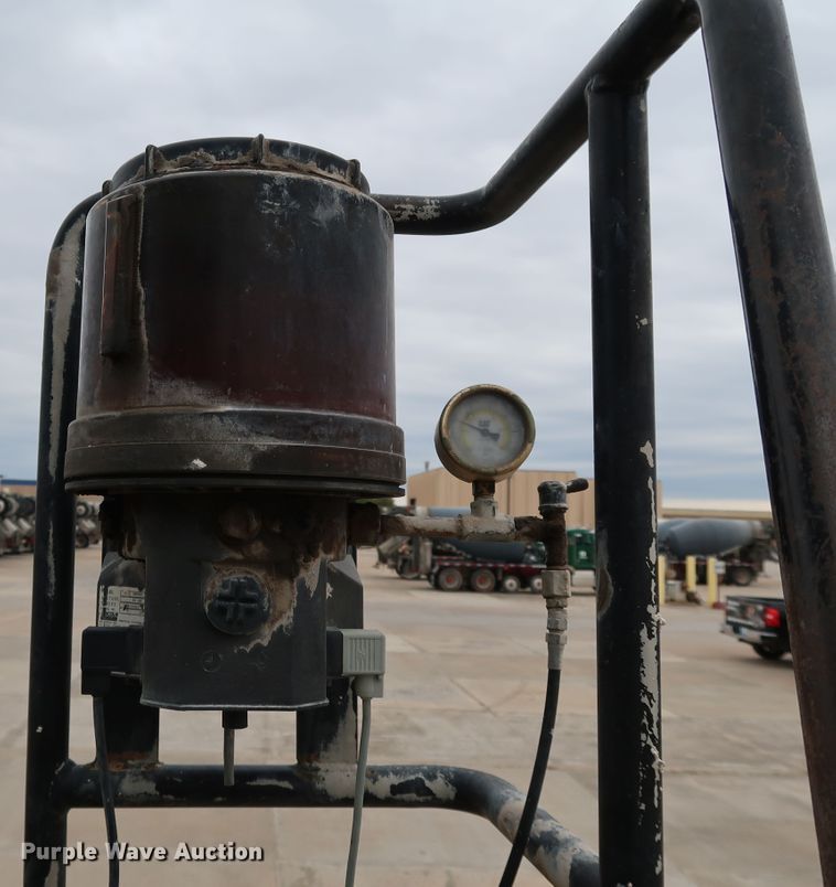 image for item DJ2393 1998 Caterpillar 950G  wheel loader