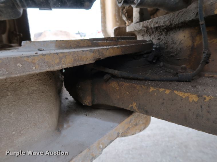 image for item DJ2393 1998 Caterpillar 950G  wheel loader