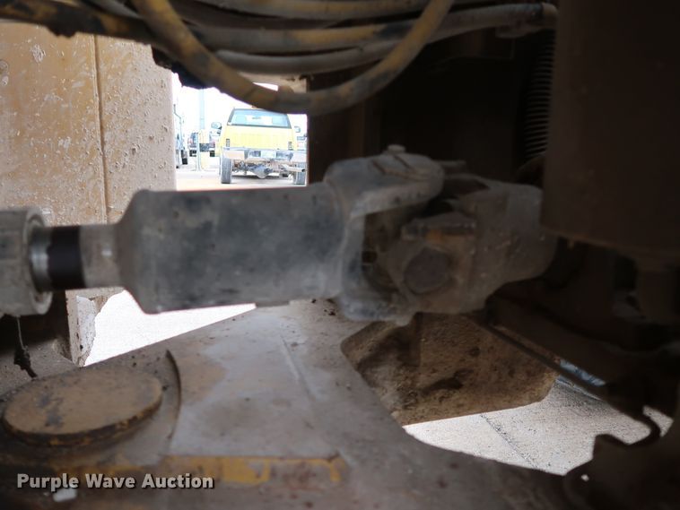 image for item DJ2393 1998 Caterpillar 950G  wheel loader