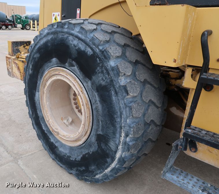 image for item DJ2393 1998 Caterpillar 950G  wheel loader
