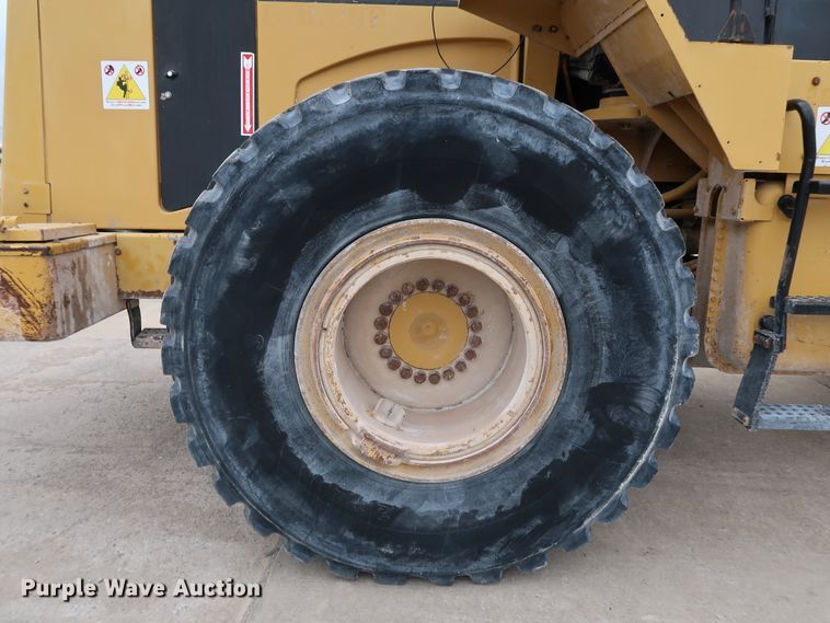 image for item DJ2393 1998 Caterpillar 950G  wheel loader