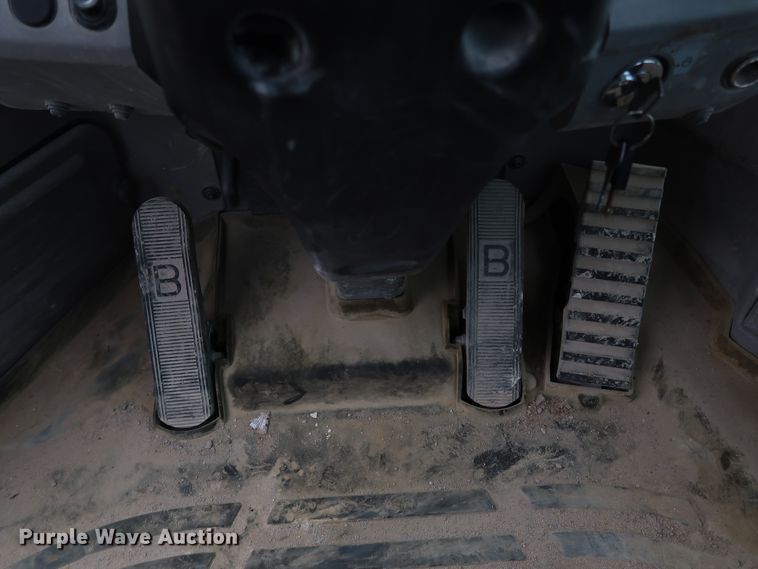 image for item DJ2395 2016 Komatsu WA320-7  wheel loader