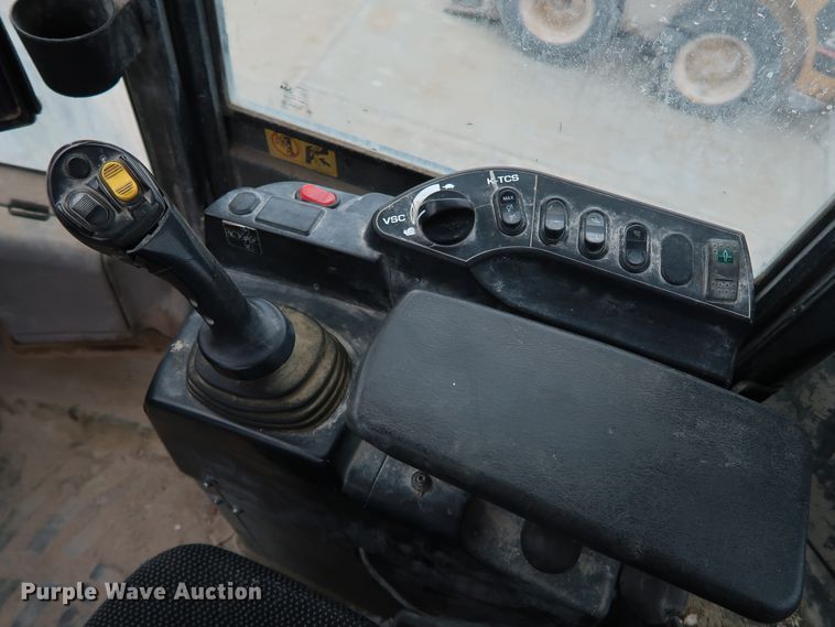 image for item DJ2395 2016 Komatsu WA320-7  wheel loader