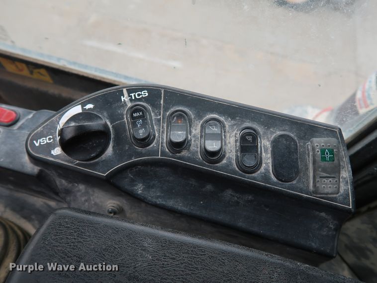 image for item DJ2395 2016 Komatsu WA320-7  wheel loader