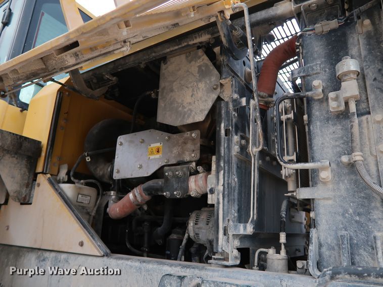 image for item DJ2395 2016 Komatsu WA320-7  wheel loader